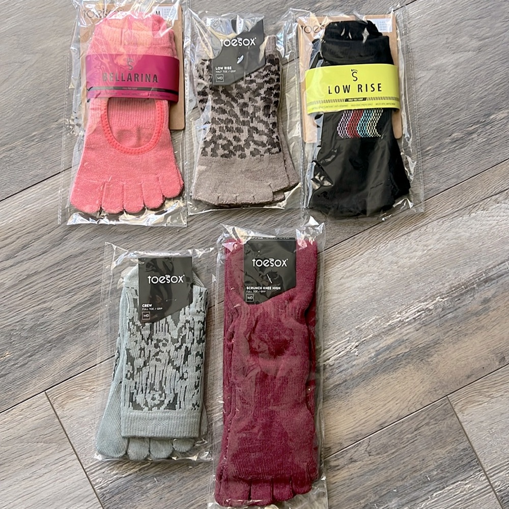 Toesox bundle 5 brand new pairs